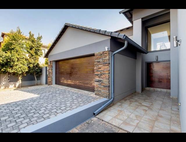 4 BEDROOM HOUSE FOR SALE IN HOMES HAVEN